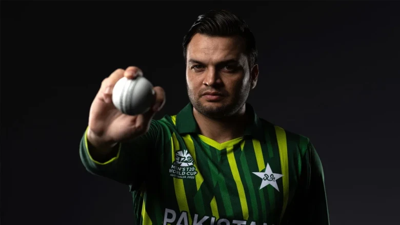 বাবা আব্দুল কাদিরের ঐতিহ্য রক্ষায় অবসর ভাঙলেন উসমান কাদির: ফিরছেন পাকিস্তান জাতীয় দলে