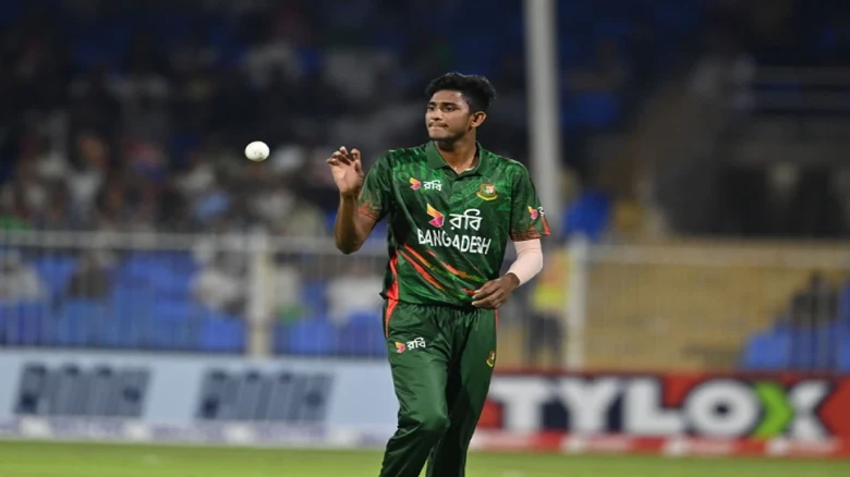 আইসিসির আচরণবিধি ভেঙে শাস্তির মুখে নাহিদ রানা, যোগ হলো ডিমেরিট পয়েন্ট
